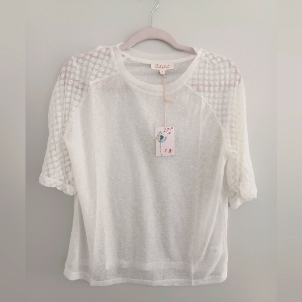 Lace sleeve tshirt